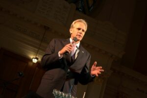 Den israelske ambassadøren i USA, Michael Oren, mener PA og Hamas alene må ta skylden for at kristne flykter fra Gaza-stripen og Vestbredden. (Foto: IsraelinUSA, flickr.com)