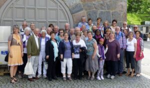 MIFF Drammen var på tur til synagogen i Bergstien, Jødisk Museum og HL-senteret på Bygdøy lørdag 1. juni. (Foto: Privat)