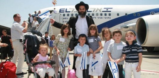 Franske jøder forlater Paris på vei til Israel. (Illustrasjonsfoto: Jewish Agency / Flickr.com)