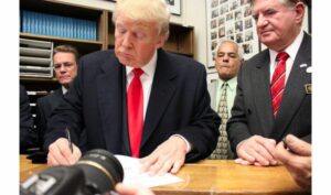 Donald Trump har de siste månedene ledet på meningsmålingene over personer som kjemper for å bli presidentkandidat for det republikanske partiet i USA. (Foto: donaldjtrump.com)