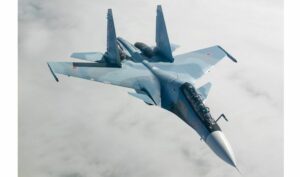 Russisk jagerfly av typen Sukhoi Su-30 SM. (Foto: Wikimedia Commons)